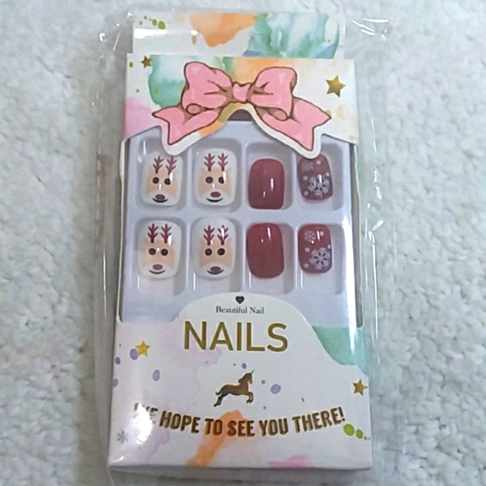 Beautiful Nails Christmas Press On Nails